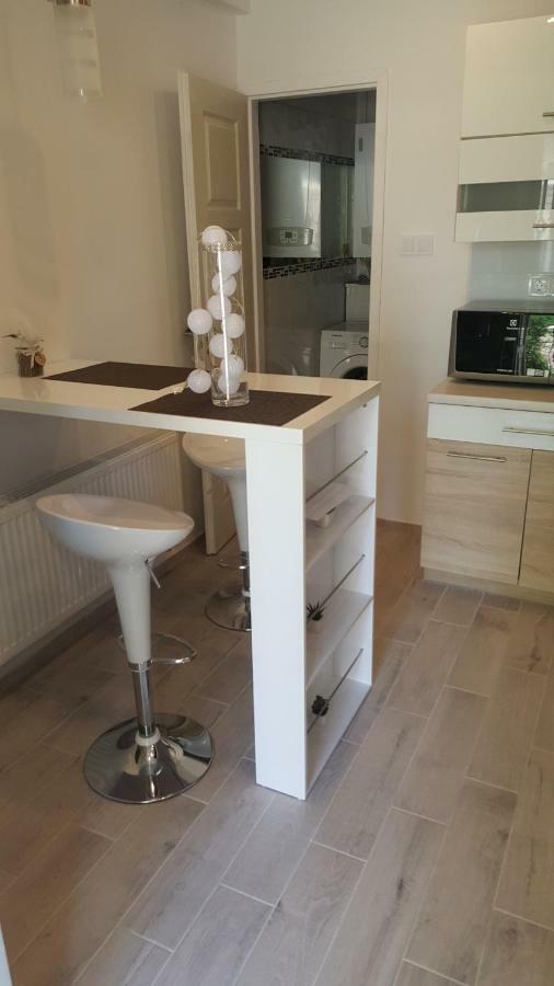 Gutenberg Utca Apartment Szeged